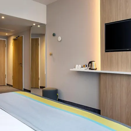 Hotel Express Stuttgart-waiblingen By Ihg 3*