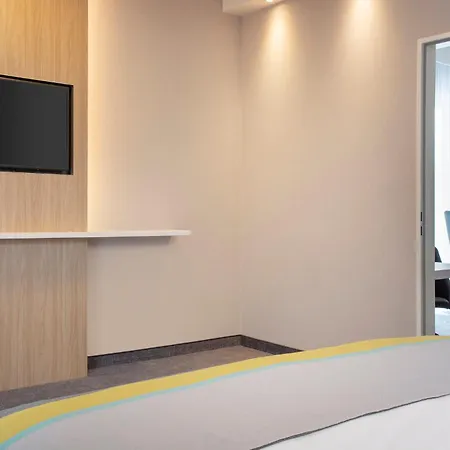 Express Stuttgart-waiblingen By Ihg מלון וייבלינגן