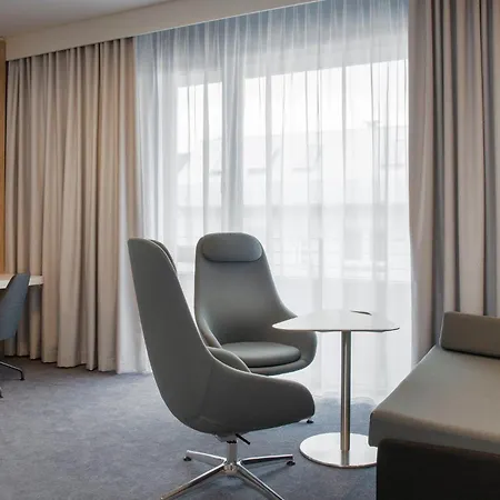 Hotel Express Stuttgart-waiblingen, An Ihg 3*