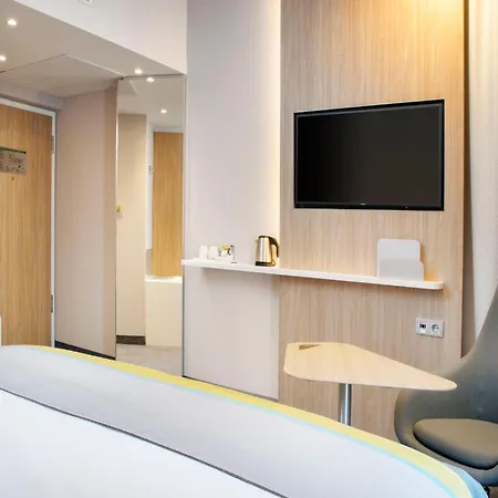 Hotel Express Stuttgart-waiblingen, An Ihg 3*