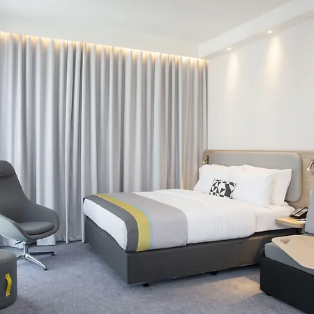 Express Stuttgart-waiblingen By Ihg Hotel