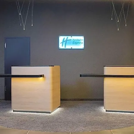 Express Stuttgart-waiblingen By Ihg וייבלינגן