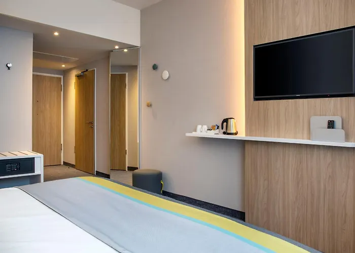 Hotel Express Stuttgart-waiblingen By Ihg 3*